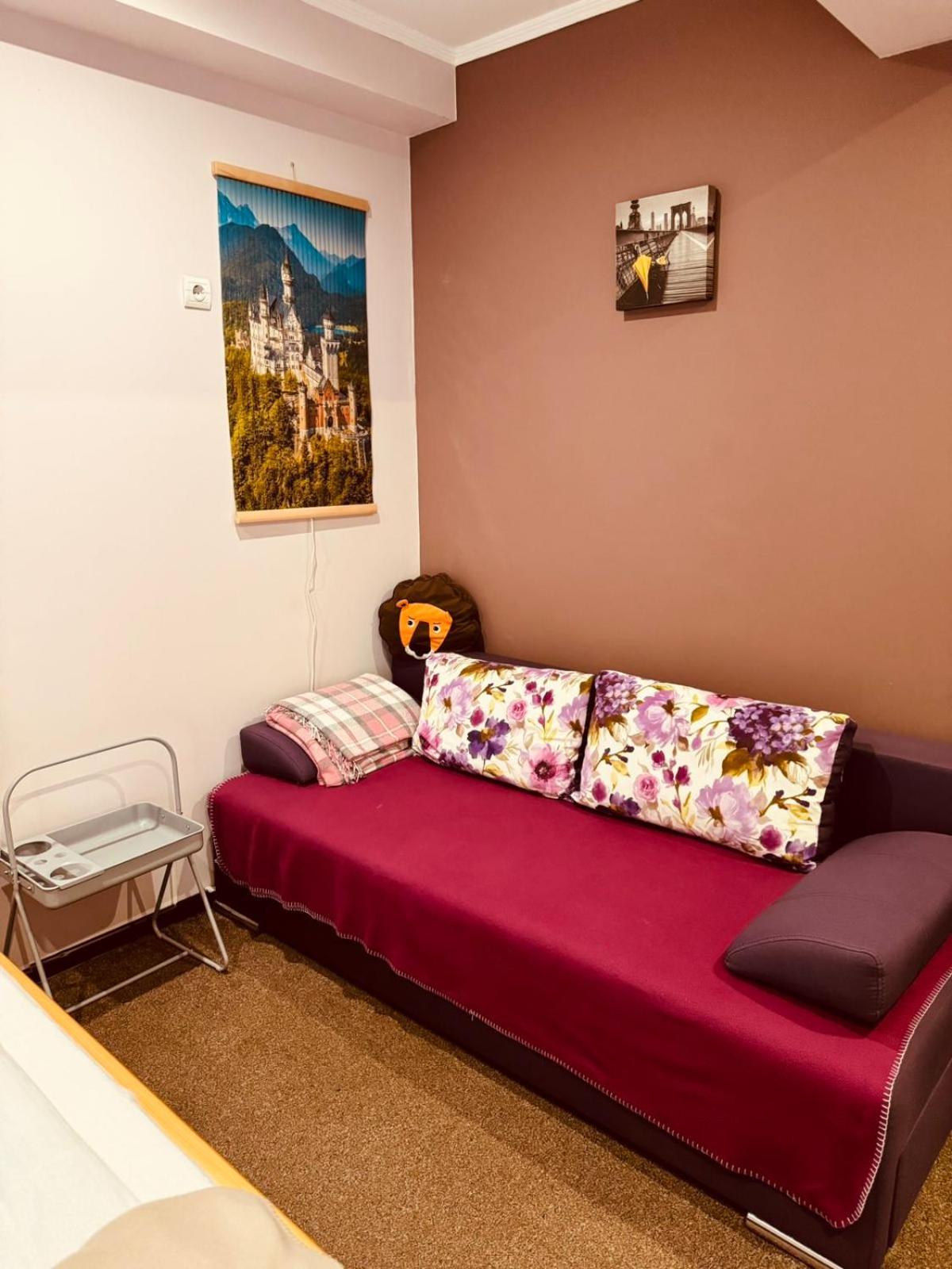 Apart Hotel Avinos Lwów Zewnętrze zdjęcie